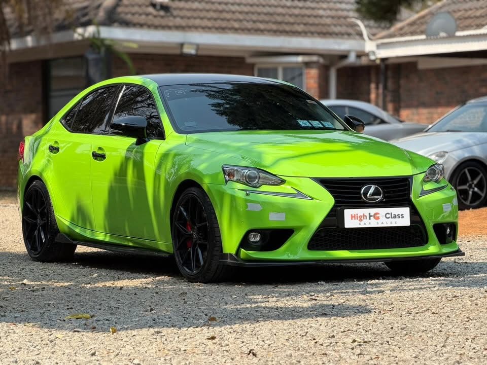 2017 Lexus IS 200t